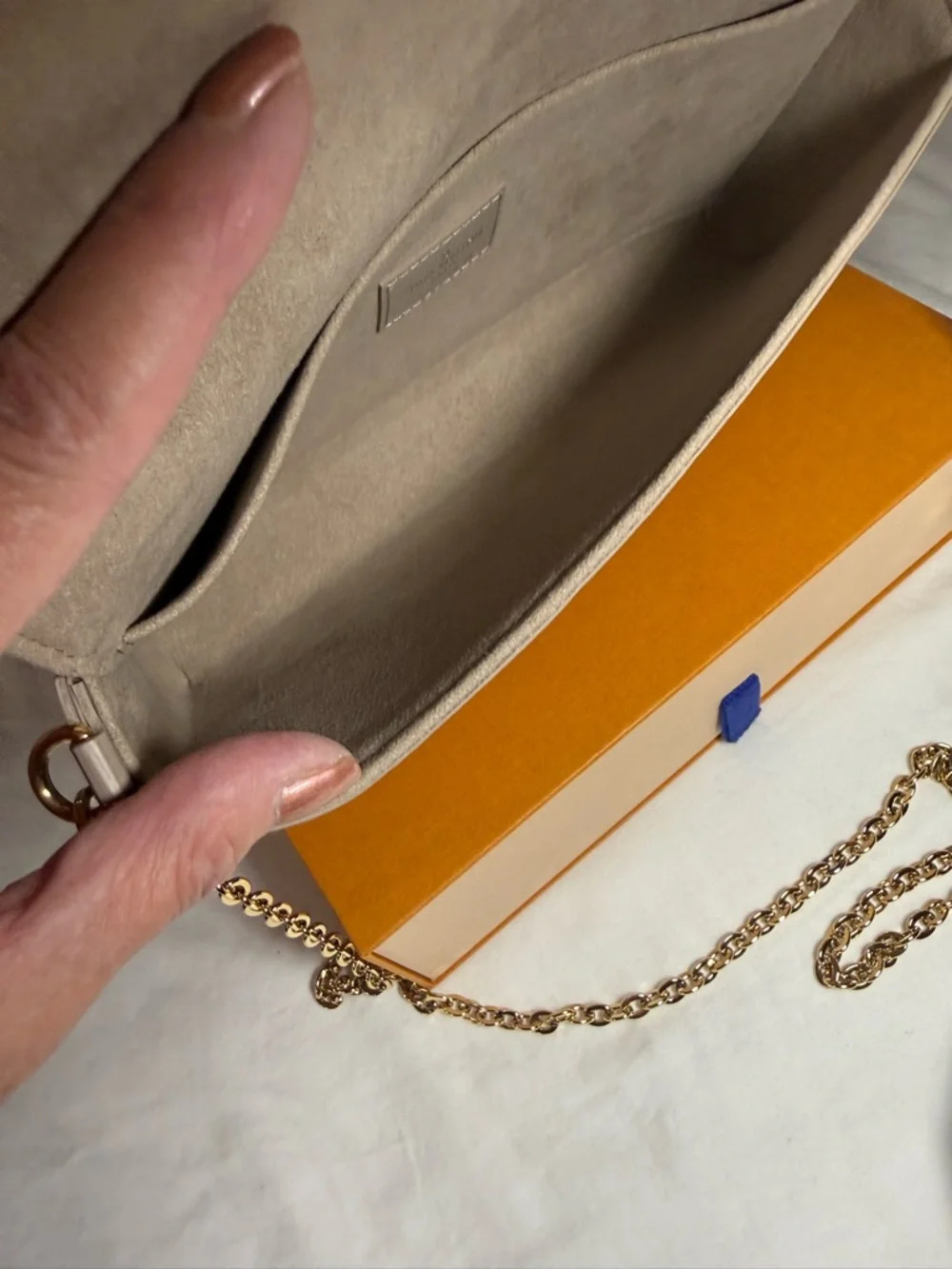 Louis Vuitton PO Felicie GM NV Epi Galette - Picture 9 of 10